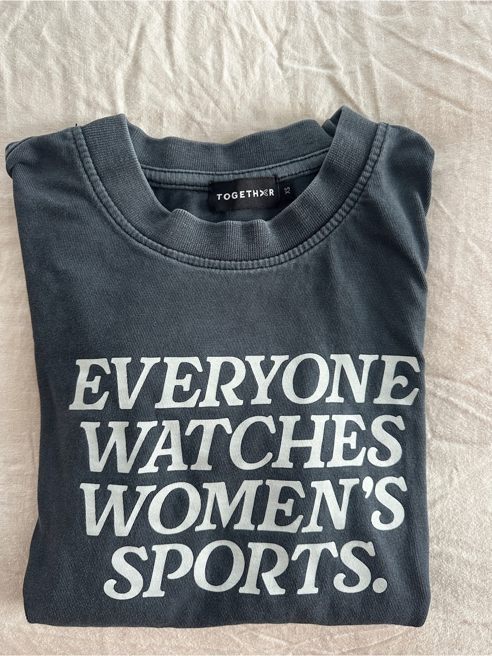 Together x EVERYONE WATCHES WOMEN’S SPORTS SS tee, size XS